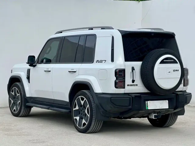 iCAR V27 — Фото автомобиля 5
