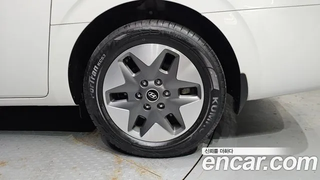 Hyundai Staria Staria Tourer 9 мест — Фото автомобиля 20