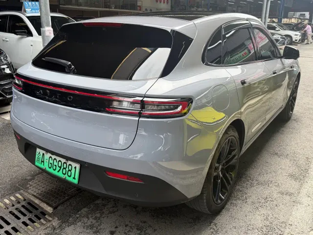 Aito M5 — Фото автомобиля 4
