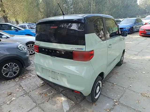 Wuling Hongguang Mini EV — Фото автомобиля 6