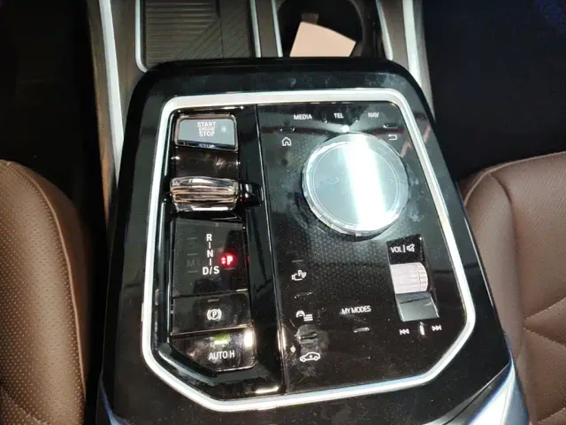 BMW 7 Series — Фото автомобиля 18