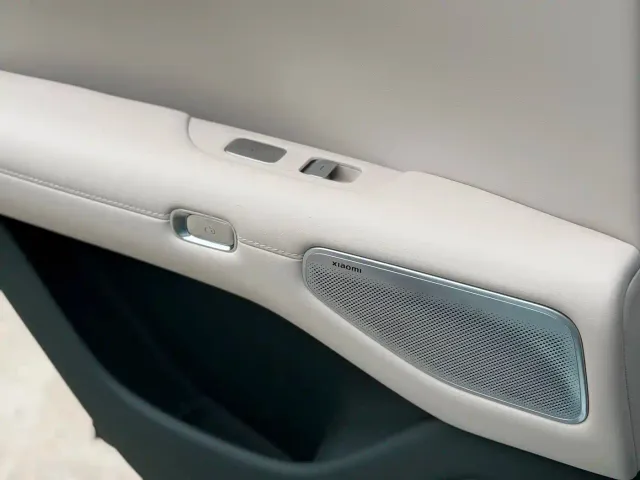 Xiaomi Auto Xiaomi YU7 2025 Ultra Long Range High Performance AWD Max Edition — Фото автомобиля 13