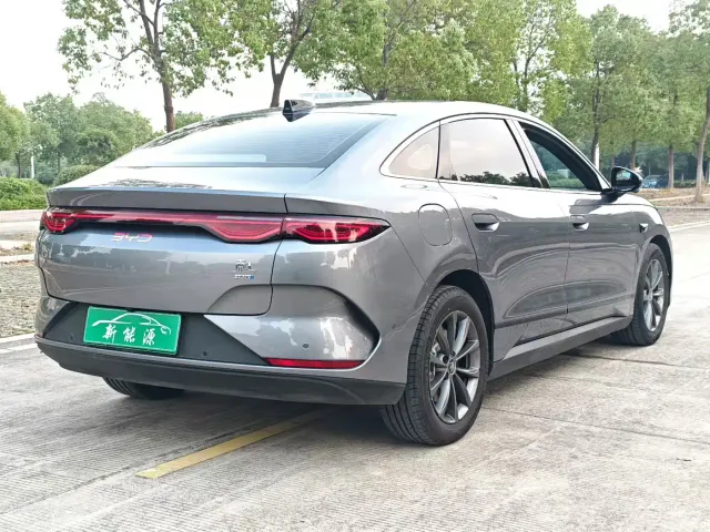 BYD Qin L — Фото автомобиля 7