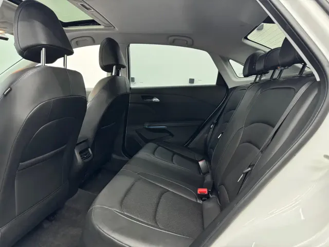 Chevrolet Monza — Фото автомобиля 6