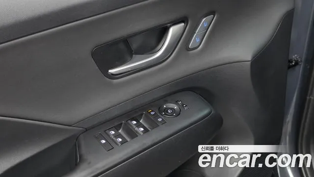 Hyundai Kona SX2 — Фото автомобиля 25