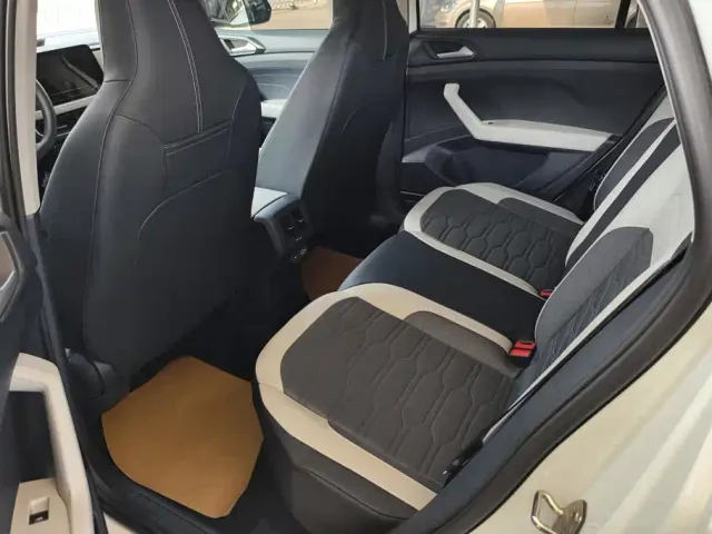 Volkswagen Tharu — Фото автомобиля 11