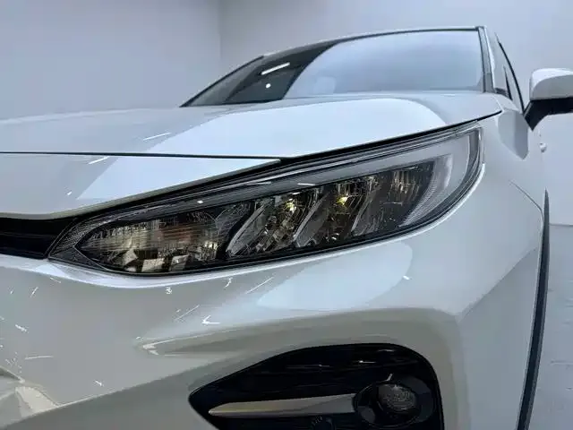 Toyota Wildlander — Фото автомобиля 16