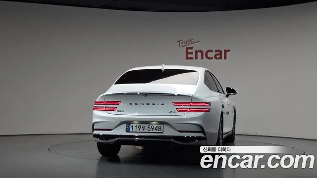 Genesis G80 Бензин 2.5 турбо AWD — Фото автомобиля 4
