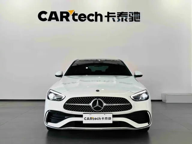 Mercedes-Benz C-Class — Фото автомобиля 2