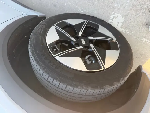 Geely Galaxy E5 — Фото автомобиля 5