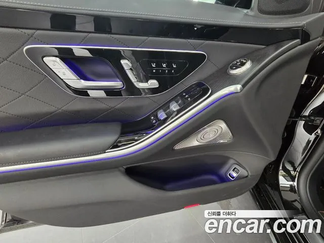 Mercedes-Benz S-Class — Фото автомобиля 15