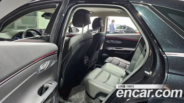 Genesis GV70 2.5T Бензин AWD — Фото автомобиля 12