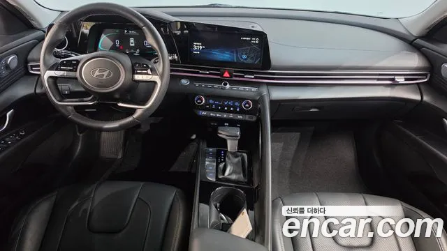 Hyundai Avante CN7 — Фото автомобиля 10