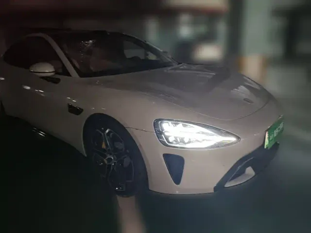 Xiaomi SU7 — Фото автомобиля 3