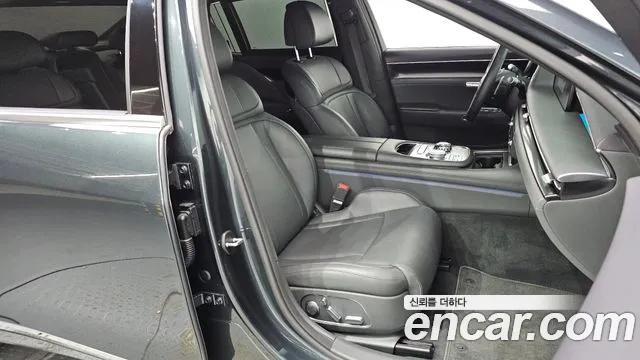 Genesis G90 Бензин 3.5 турбо AWD — Фото автомобиля 12