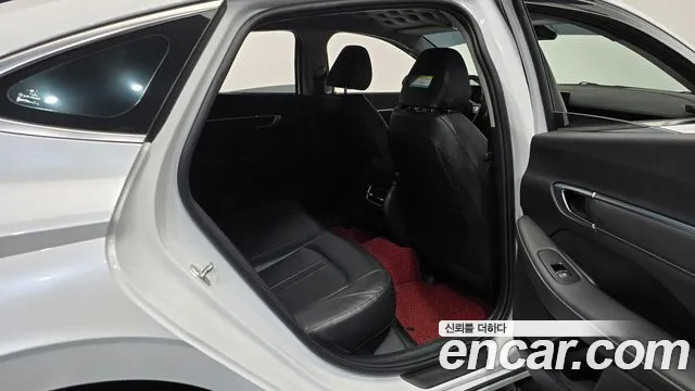 Hyundai Sonata Sonata Edge(DN8) 2.0 LPG(Коммерческий) — Фото автомобиля 11