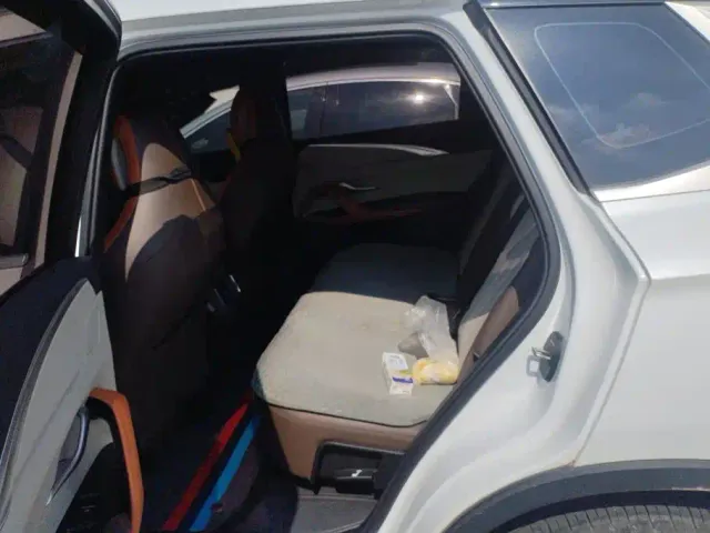 BYD Song Pro — Фото автомобиля 11