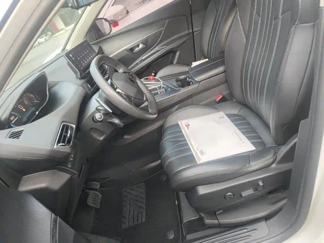 Peugeot 5008 — Фото автомобиля 11