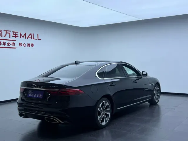 Jaguar XFL — Фото автомобиля 4