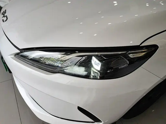 BYD Seal 05 DM-i — Фото автомобиля 23