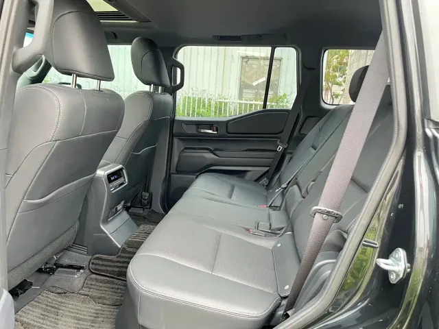 Toyota Prado — Фото автомобиля 7