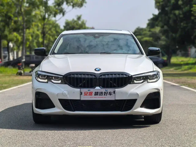 BMW 3 Series — Фото автомобиля 2