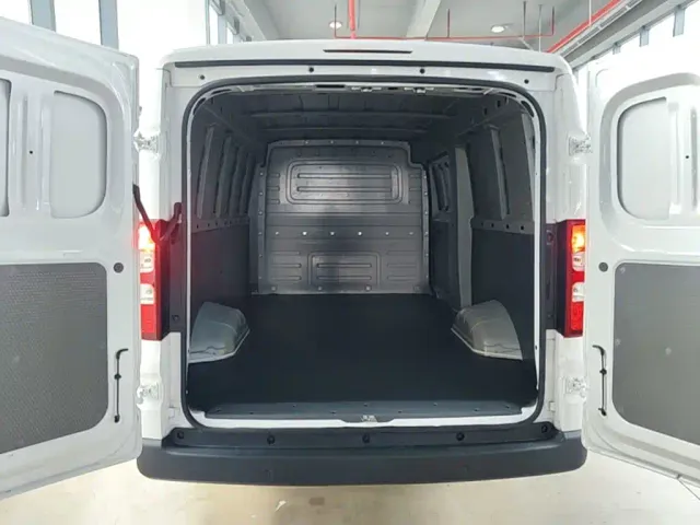 Wuling Yangguang — Фото автомобиля 18