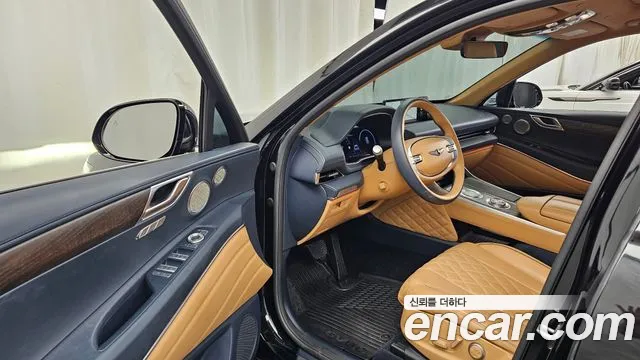 Genesis GV80 — Фото автомобиля 15