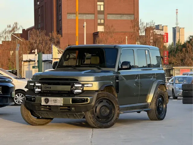 Фотография автомобиля — iCAR V23
