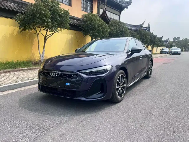 Фотография автомобиля — Audi A5L