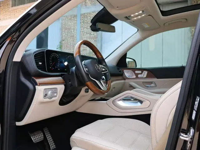 Mercedes-Benz GLS-Class — Фото автомобиля 6