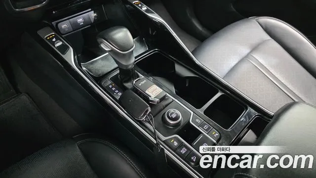 Kia Sorento Sorento 4-е поколение Бензин 2.5T 2WD — Фото автомобиля 9