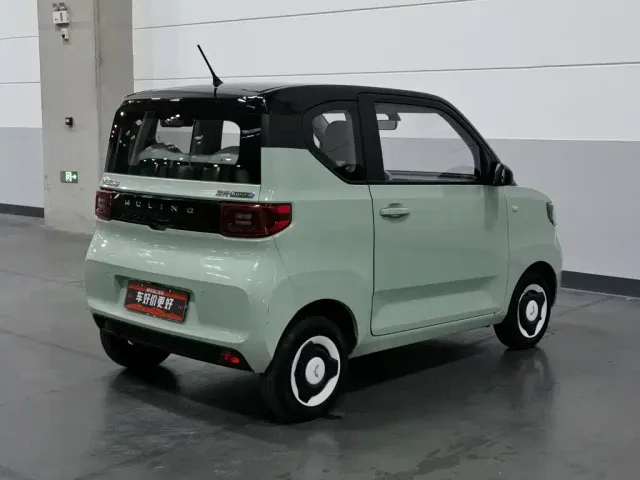 Wuling Hongguang Mini EV — Фото автомобиля 2