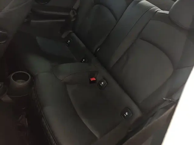 MINI Hatch — Фото автомобиля 16