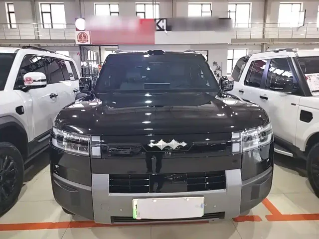 Fang Cheng Bao Titanium 7 2025 AWD Base Model — Фото автомобиля 2