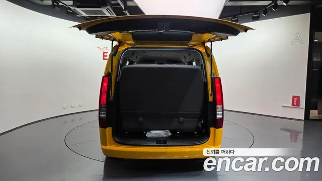 Hyundai Staria — Фото автомобиля 30