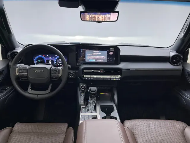 Toyota Prado — Фото автомобиля 13