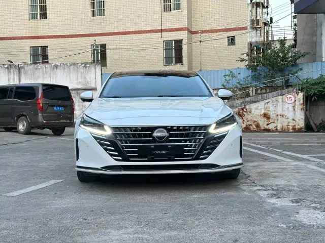 Nissan Teana — Фото автомобиля 2