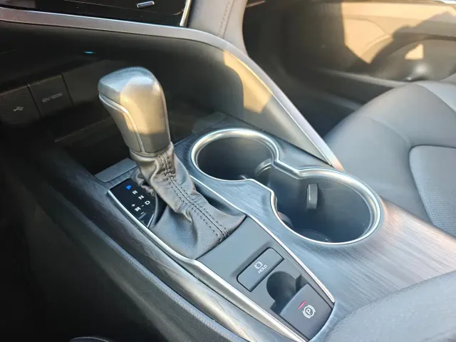 Toyota Camry — Фото автомобиля 12