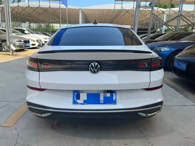 Volkswagen Lamando — Фото автомобиля 3