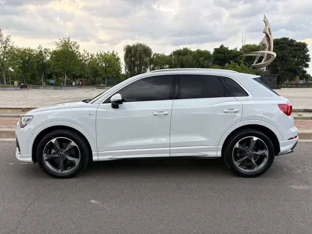 Audi Q3 — Фото автомобиля 8