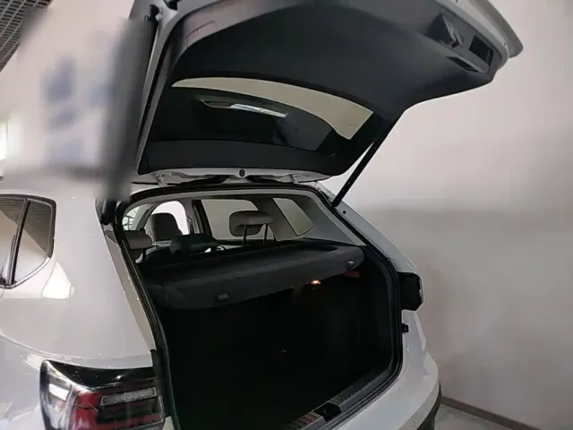 Volkswagen Tharu 2023 300TSI 2WD Moon Premium Edition — Фото автомобиля 18
