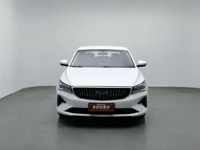 Geely Emgrand — Фото автомобиля 3