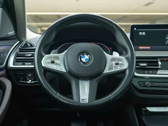 BMW X3 — Фото автомобиля 15