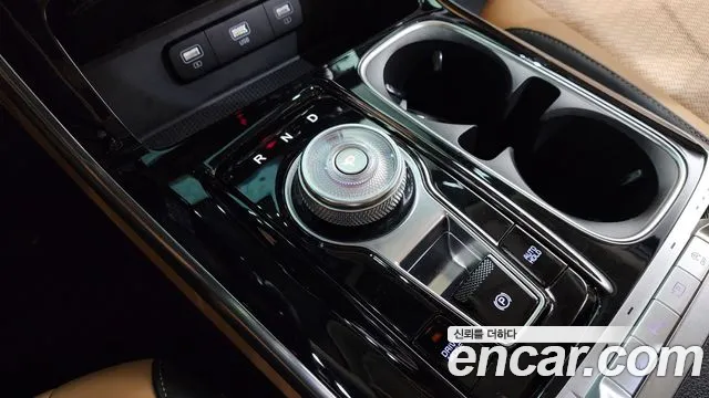 Kia Canival Carnival 4 поколение Дизель 9 мест Signature — Фото автомобиля 9