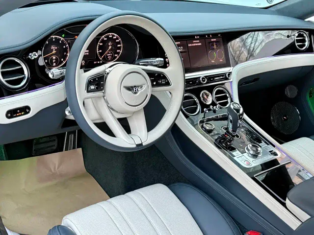 Bentley Continental — Фото автомобиля 16