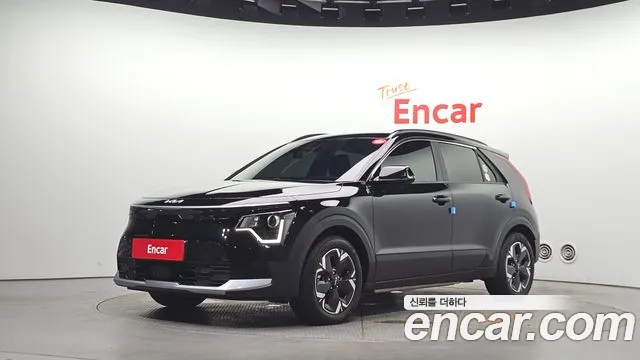 Kia Niro — Фото автомобиля 2