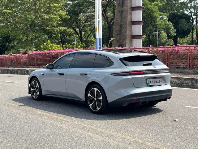 Nio ET5 Touring — Фото автомобиля 18