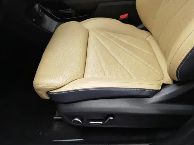 Geely Boyue L — Фото автомобиля 20
