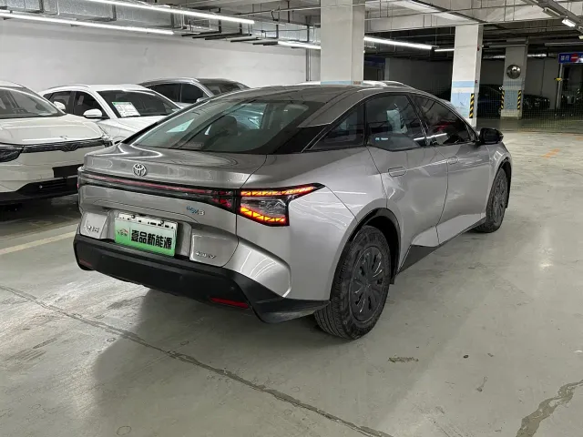 Toyota bZ3 — Фото автомобиля 6